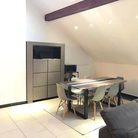 Daire Cozy 120m With 3 Bedrooms And 1 Cinema Useldange